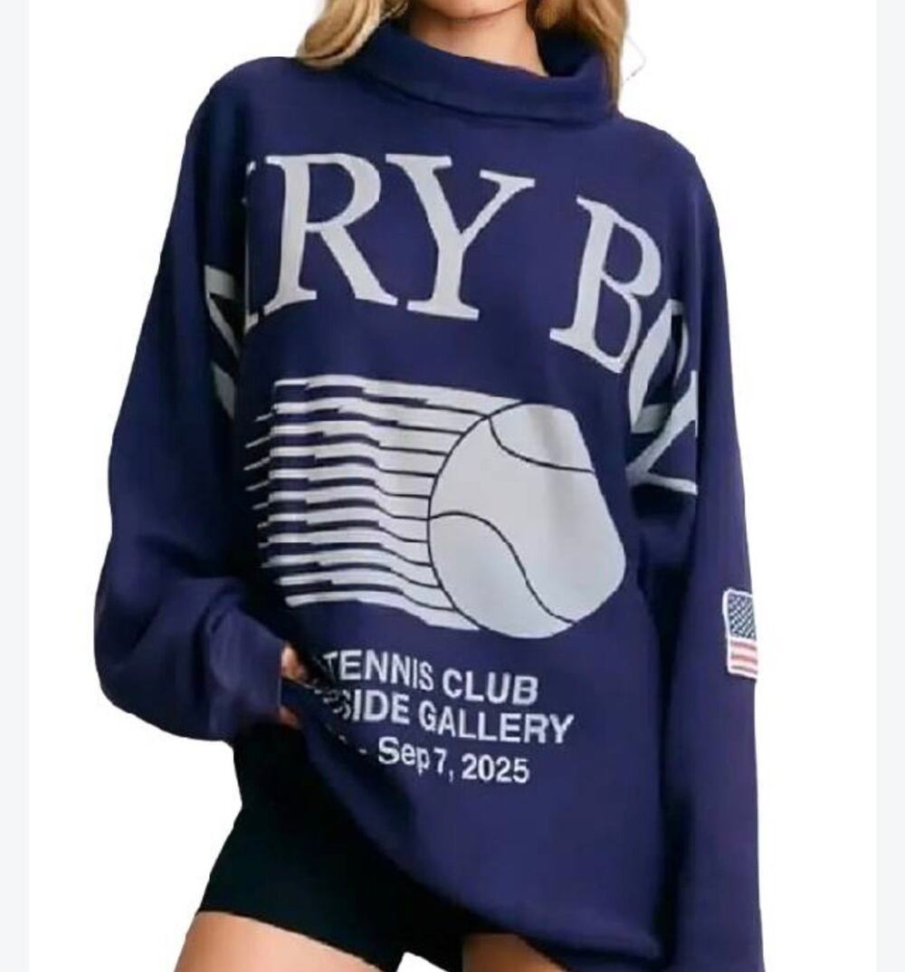 The Diana Rollneck sweatshirt by Dairy Boy